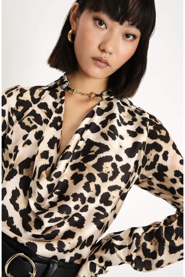 Camicia animalier con dettaglio catena