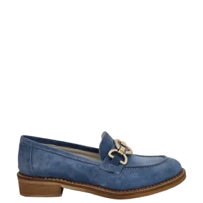 Mocassini in camoscio jeans con accessorio oro e fondo micro